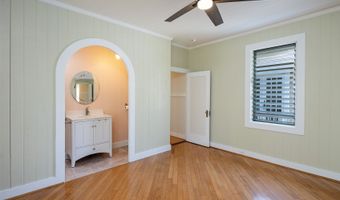 2238 Hoonanea St, Honolulu, HI 96822