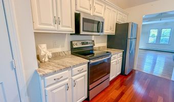 51 Vista Ave, Danbury, CT 06811