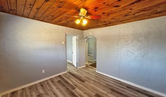 426 Headingly Ave NW A, Albuquerque, NM 87107