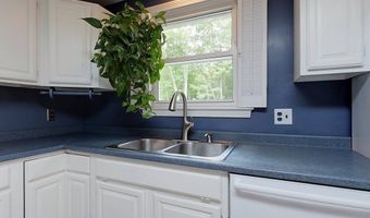16 Crooked Spring Rd, Billerica, MA 01862