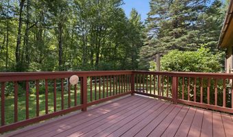 8 Bean Hill Rd, Belmont, NH 03220