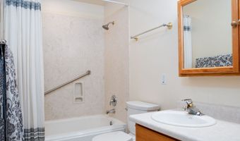 646 Oak St, Elko, NV 89801