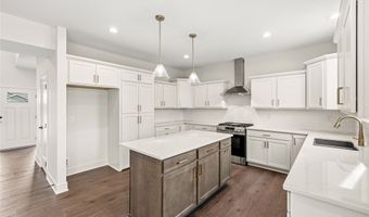 722 NE Crossing Oaks Dr, Ankeny, IA 50021