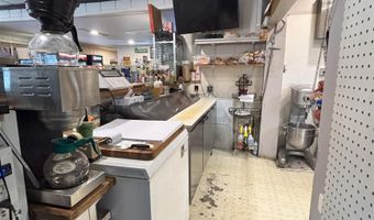 44 U.S. Route 4, Bridgewater, VT 05053