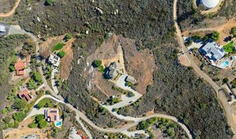 3035 Millar Ranch Rd, Spring Valley, CA 91978