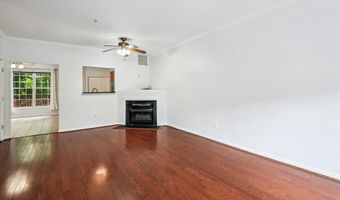 20 HARBOUR HEIGHTS Dr 20, Annapolis, MD 21401