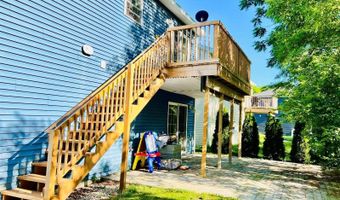 40 Ellis Ct, Bangor, ME 04401