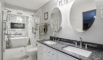 8612 Lockwood Pl, Indianapolis, IN 46217
