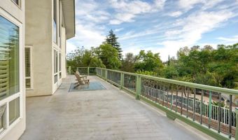 2039 E Mission Rd, Fallbrook, CA 92028
