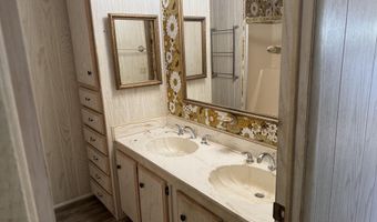 17300 Fuzzy Ln, Anderson, CA 96007