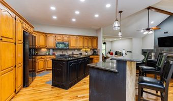 12 Marykirk Ln, Bella Vista, AR 72715