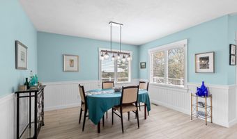 2 Beach Plum Lane U E, Bourne, MA 02532