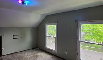 714 Mulberry St, Adrian, MI 49221