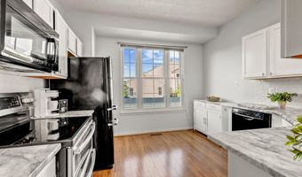44136 SHADY GLEN Ter, Ashburn, VA 20147