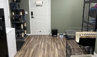 200 S Karner Ave, Altamont, KS 67330