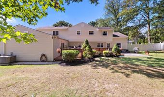 3 Renier Ct, Middletown, NJ 07748
