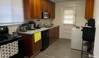 1424 Wembley Dr, Charlotte, NC 28205