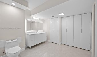 20379 W Country Club Dr 1239, Aventura, FL 33180