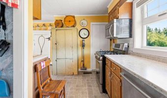 2 West Rd, Abbot, ME 04406