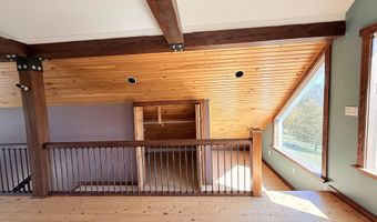 53 Hidden Dr, Alburgh, VT 05440