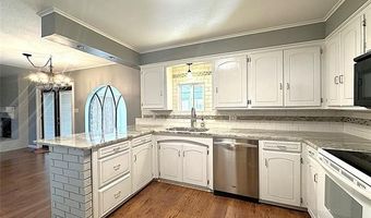 1508 Sunny Ln, Ardmore, OK 73401