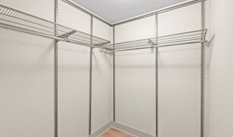 1311 13TH St NW 105, Washington, DC 20005