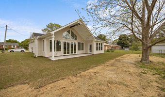 316 Allen Dr, Ayden, NC 28513