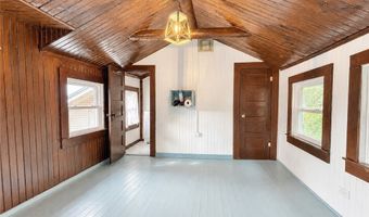 645 W Yoakum Ave, Aransas Pass, TX 78336