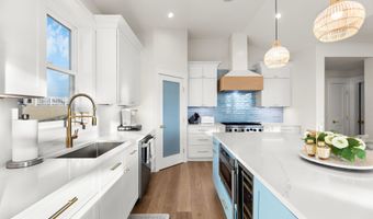 18 Mea Ln, Beach Haven, NJ 08008