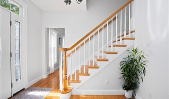 625 Cherry Farm Rd, Burrillville, RI 02830