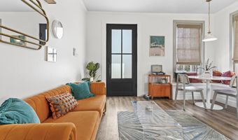 782 Water St, Biloxi, MS 39530