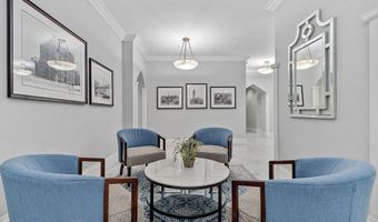 271 Dartmouth St 4H, Boston, MA 02116