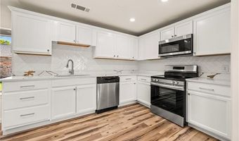 2330 GREENWAY Dr, Alexandria, LA 71301