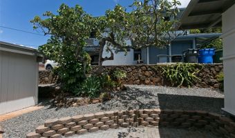 2419 St Louis Dr, Honolulu, HI 96816