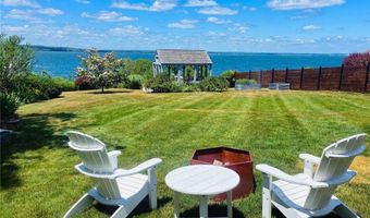 213 Seaside Dr, Jamestown, RI 02835