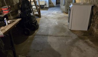 361 LINDEN St, Reading, PA 19604