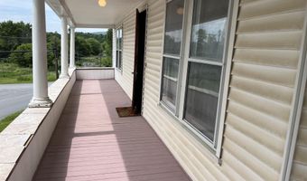 88 Mill Hl, Barnet, VT 05821