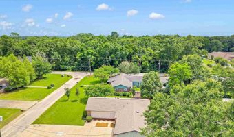 18 Rollins Pl, Atmore, AL 36502