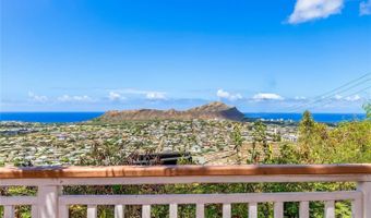 1729 Iwi Way, Honolulu, HI 96816