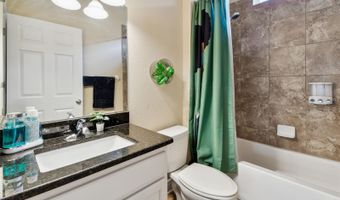 6934 OLD BENTON Dr, Apollo Beach, FL 33572