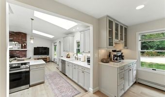 287 Cowesett Rd, Warwick, RI 02886