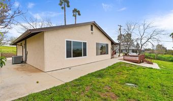 1914 Gum Tree Ln, Fallbrook, CA 92028