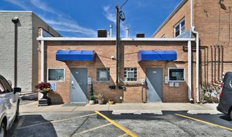 329-31 N Addison Rd, Addison, IL 60101