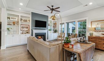 302 Castaway Dr, Bluffton, SC 29910
