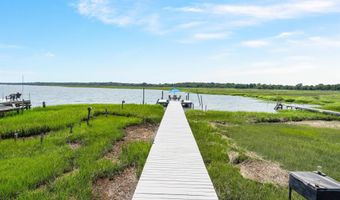 61 Benny's Landing Rd, Cape May Court House, NJ 08210
