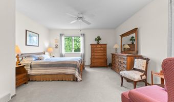 2207 Buchanan Dr, Ames, IA 50010