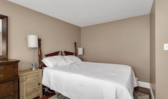 100 Blackstone St, Blackstone, MA 01504
