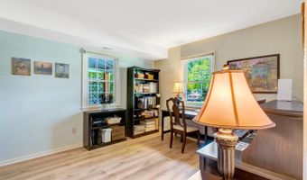 4203 KINGS MILL Ln, Annandale, VA 22003