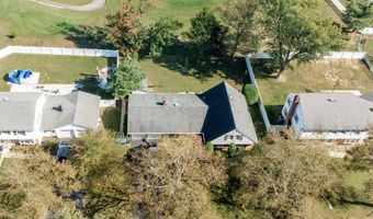 130 CLUB HOUSE Dr, Willingboro, NJ 08046