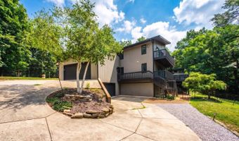 7708 Creekwood Ln, Amberley, OH 45237